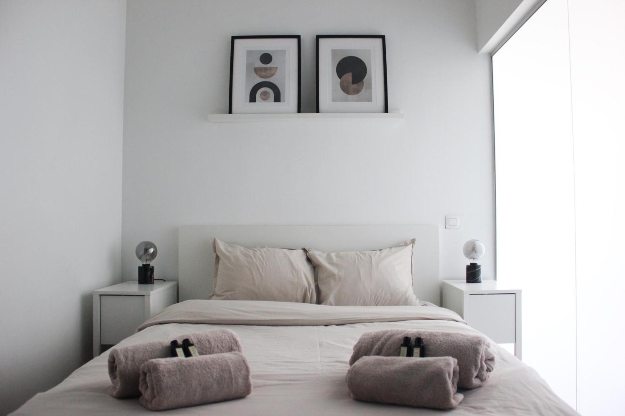 Sunny + Free Parking Apartment Antwerpen
